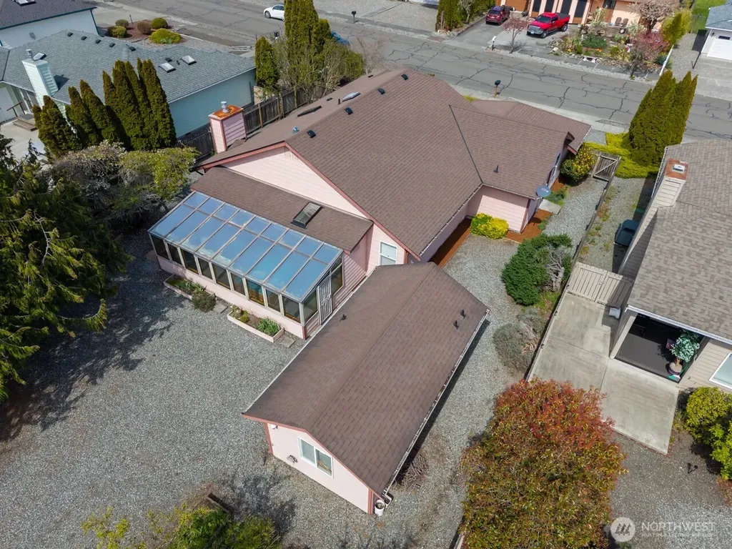 861 E Spruce Sequim WA 98382