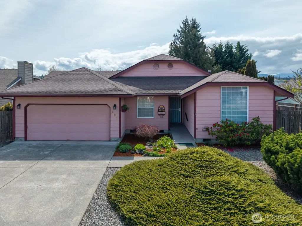 861 E Spruce Sequim WA 98382