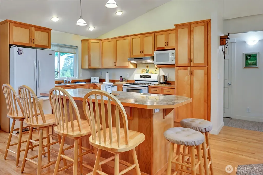 2560 NE William E Sutton Road Bremerton WA 98311