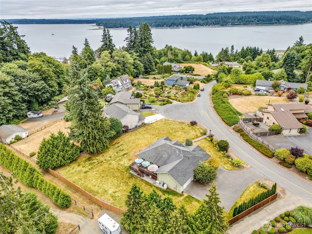 2560 NE William E Sutton Road Bremerton WA 98311
