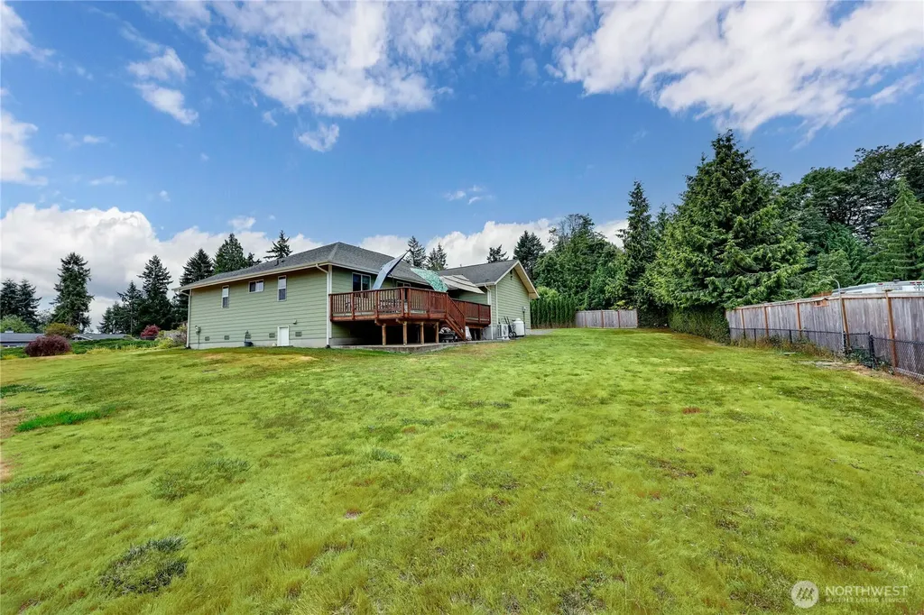 2560 NE William E Sutton Road Bremerton WA 98311