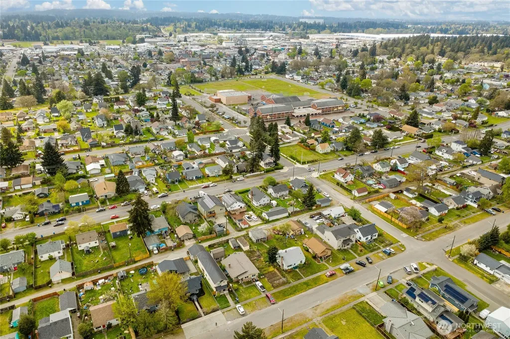 6028 S Fife Street Tacoma WA 98409