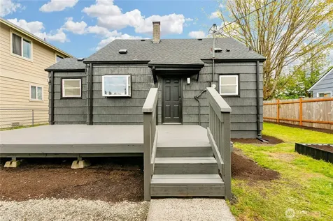 6028 S Fife Street Tacoma WA 98409