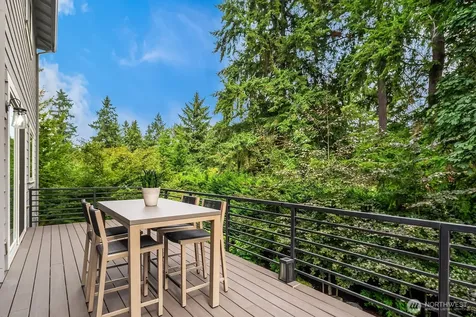1646 106th Avenue SE Bellevue WA 98004