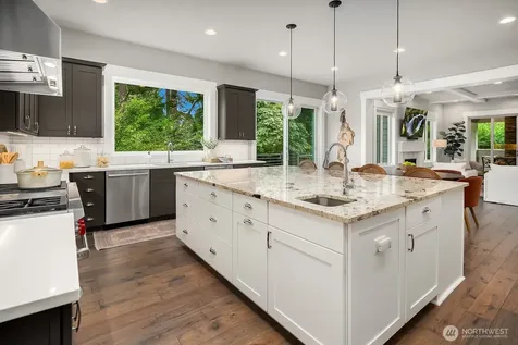 1646 106th Avenue SE Bellevue WA 98004