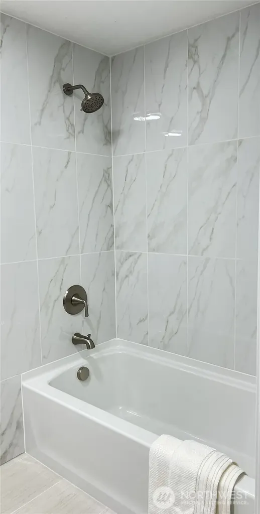 2010 4th Street SE Auburn WA 98002