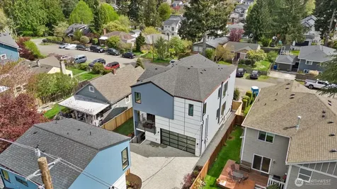 9535 Dayton Avenue N Seattle WA 98103