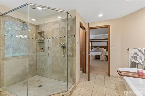 20026 190th Avenue NE Woodinville WA 98077