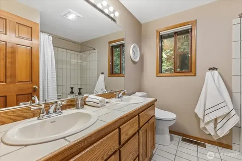 20026 190th Avenue NE Woodinville WA 98077