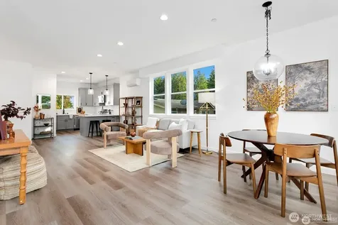12111 E Gibson Everett WA 98204