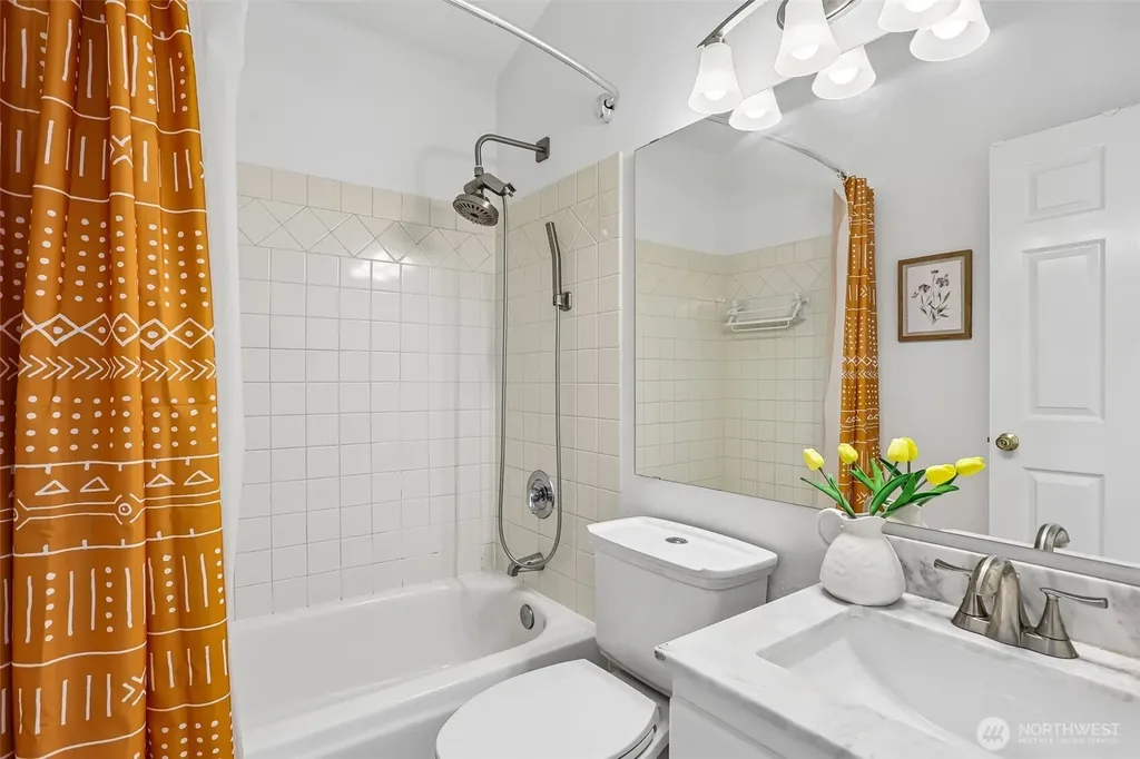 9834 NE 130th Place Kirkland WA 98034