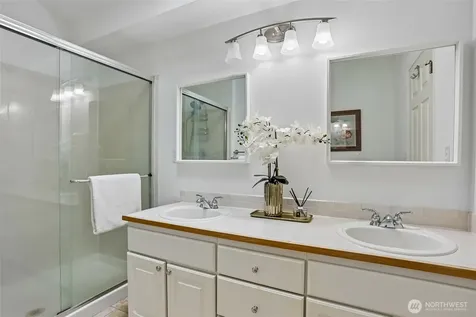 9834 NE 130th Place Kirkland WA 98034