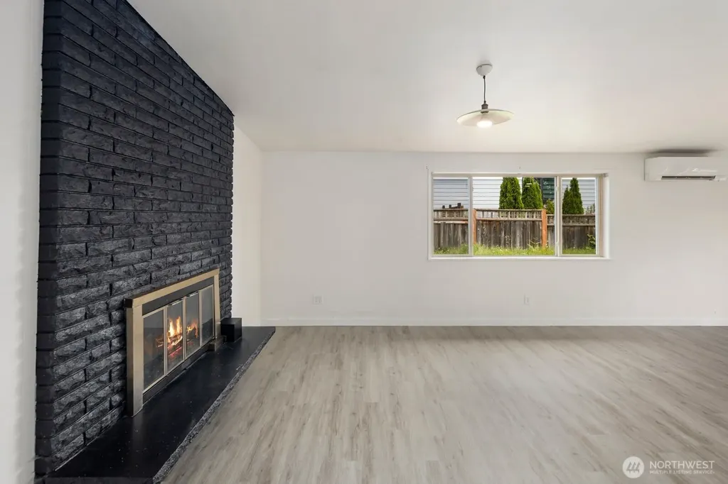 101 161st Street SE Bothell WA 98012