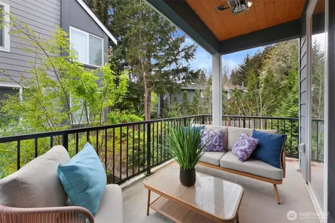 6633 NE 188th Court Kenmore WA 98028