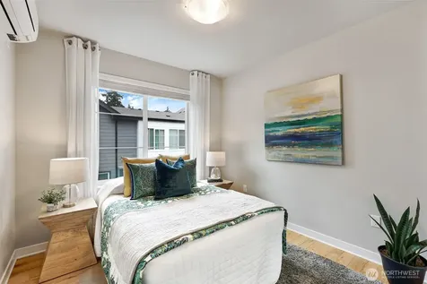 6633 NE 188th Court Kenmore WA 98028