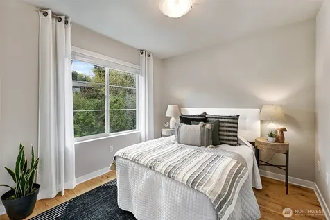 6633 NE 188th Court Kenmore WA 98028