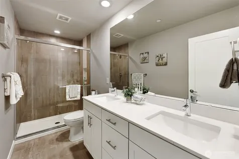 6633 NE 188th Court Kenmore WA 98028