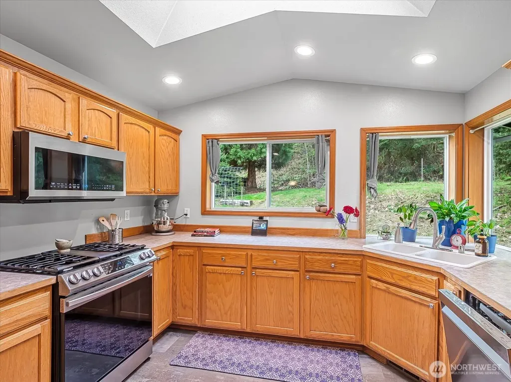 15220 197th Street E Orting WA 98360