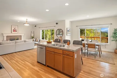 10317 208th Avenue SE Snohomish WA 98290