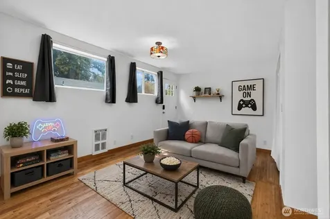 12708 108th Avenue Ct E Puyallup WA 98374