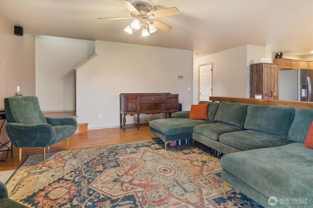 263 Hamilton Court Buckley WA 98321