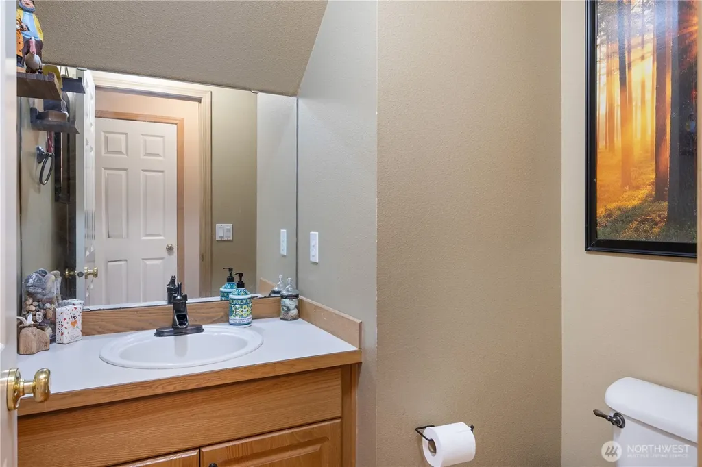 263 Hamilton Court Buckley WA 98321