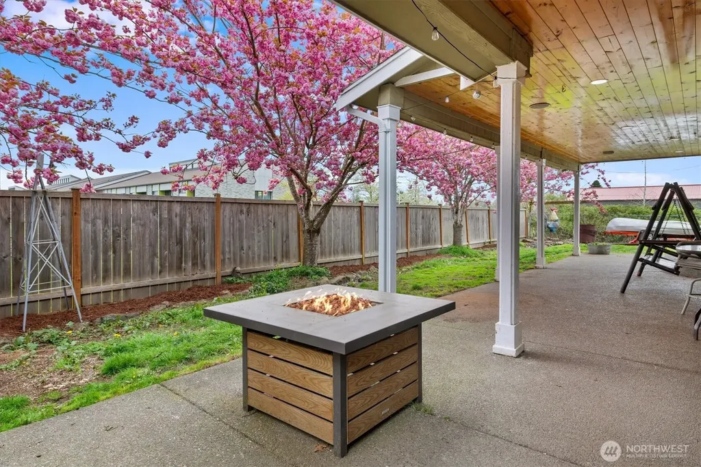 263 Hamilton Court Buckley WA 98321