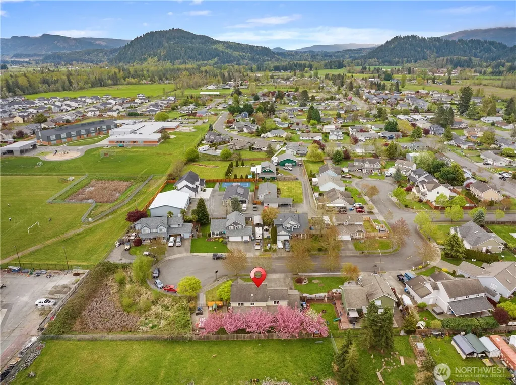 263 Hamilton Court Buckley WA 98321