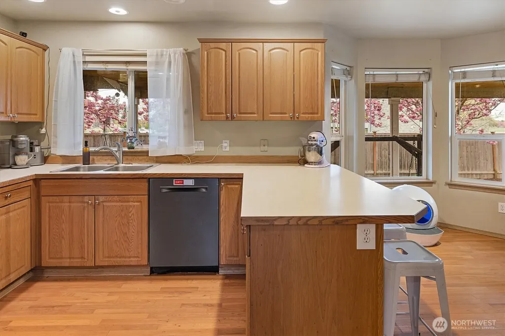 263 Hamilton Court Buckley WA 98321
