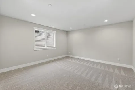 15008 75th Avenue NE Kenmore WA 98028