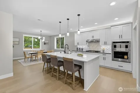 15008 75th Avenue NE Kenmore WA 98028