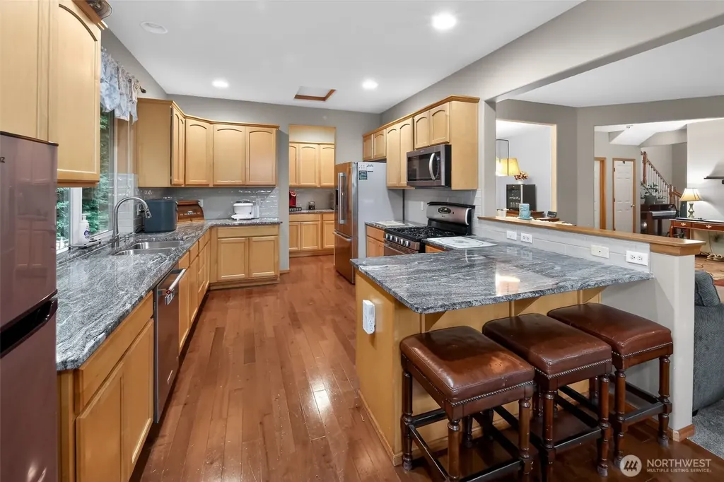 11221 SE 216th Street Kent WA 98031