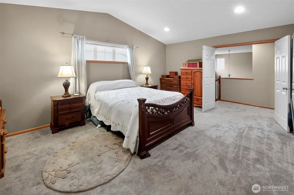 11221 SE 216th Street Kent WA 98031