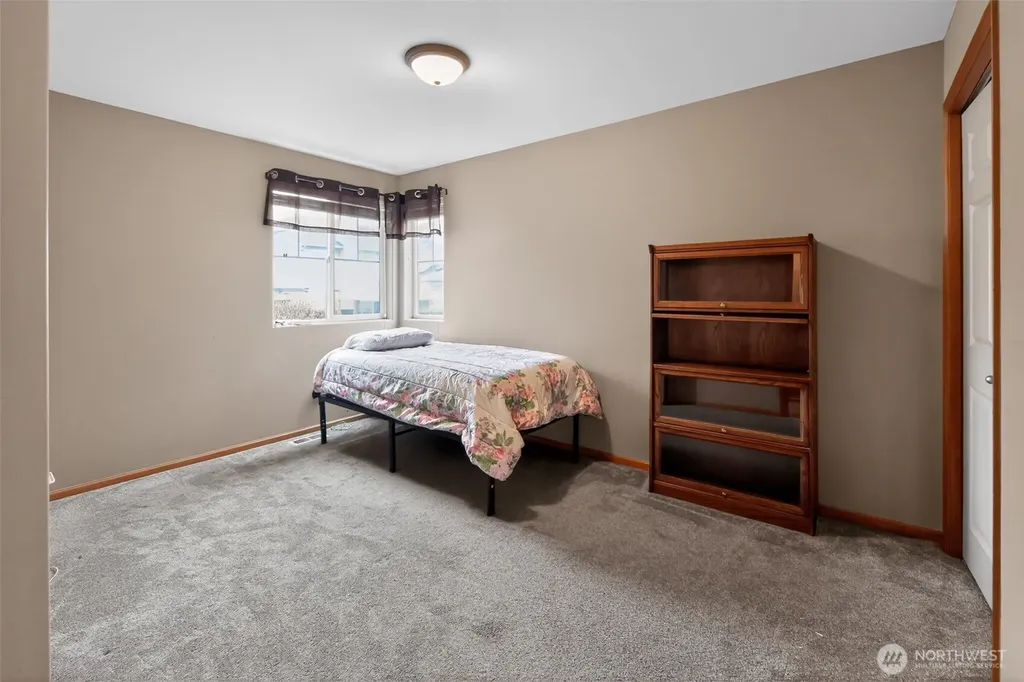 11221 SE 216th Street Kent WA 98031