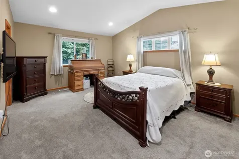 11221 SE 216th Street Kent WA 98031