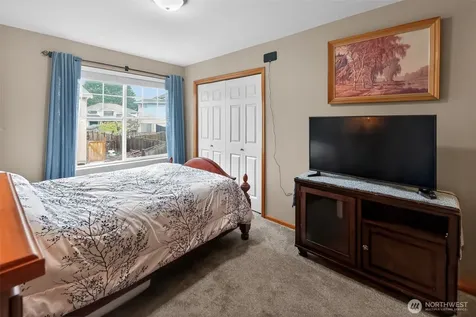 11221 SE 216th Street Kent WA 98031