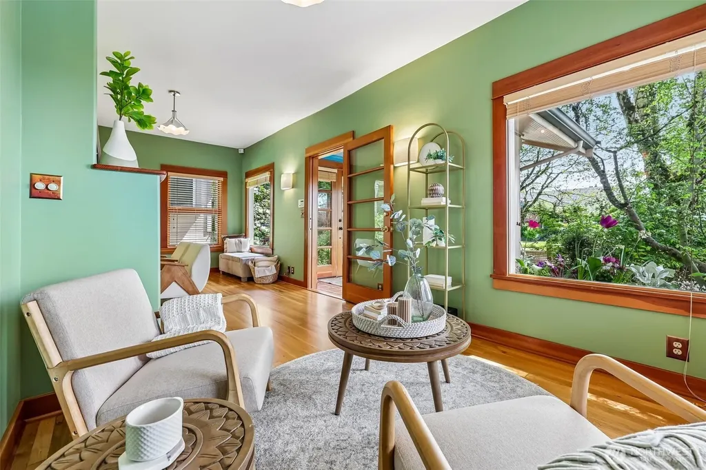 1514 NE 70th Street Seattle WA 98115