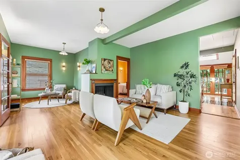 1514 NE 70th Street Seattle WA 98115