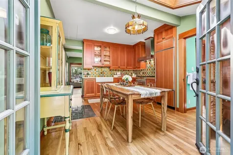1514 NE 70th Street Seattle WA 98115