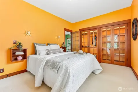 1514 NE 70th Street Seattle WA 98115