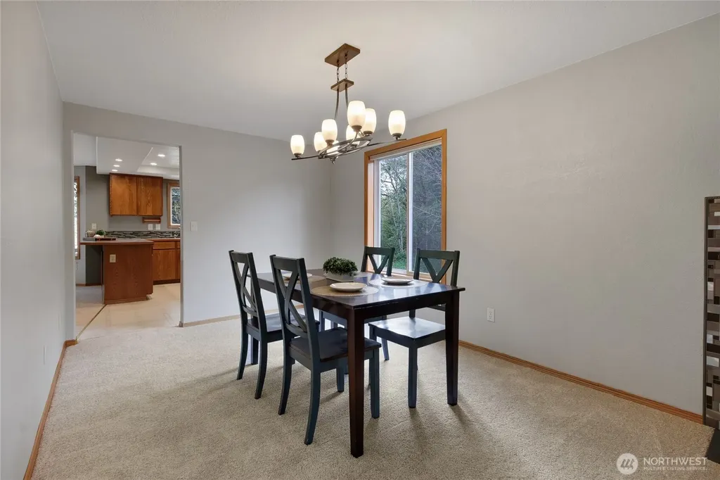 800 19th Avenue SE Puyallup WA 98372