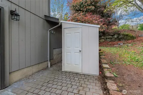 800 19th Avenue SE Puyallup WA 98372