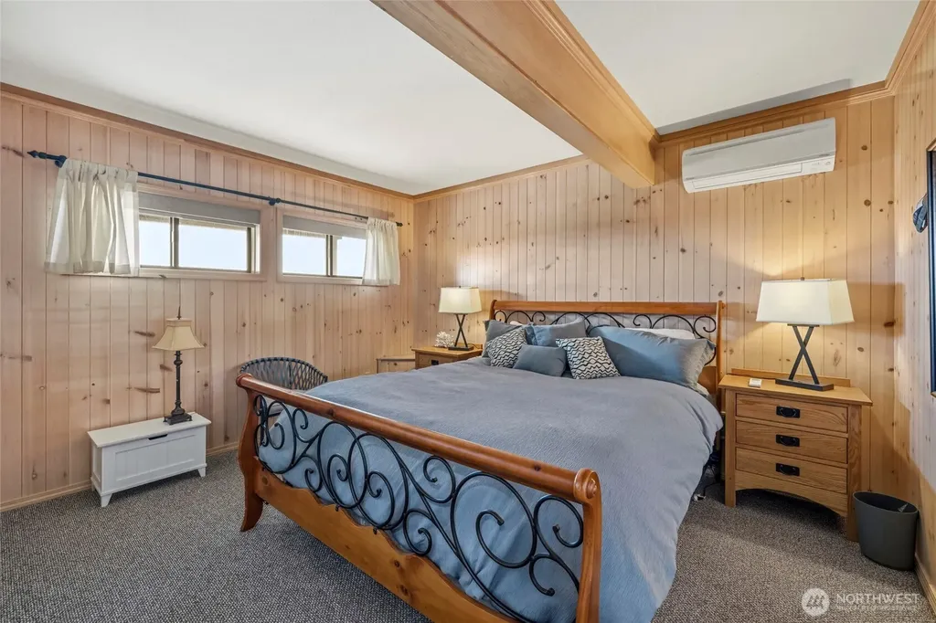 8177 Cultus Drive Clinton WA 98236