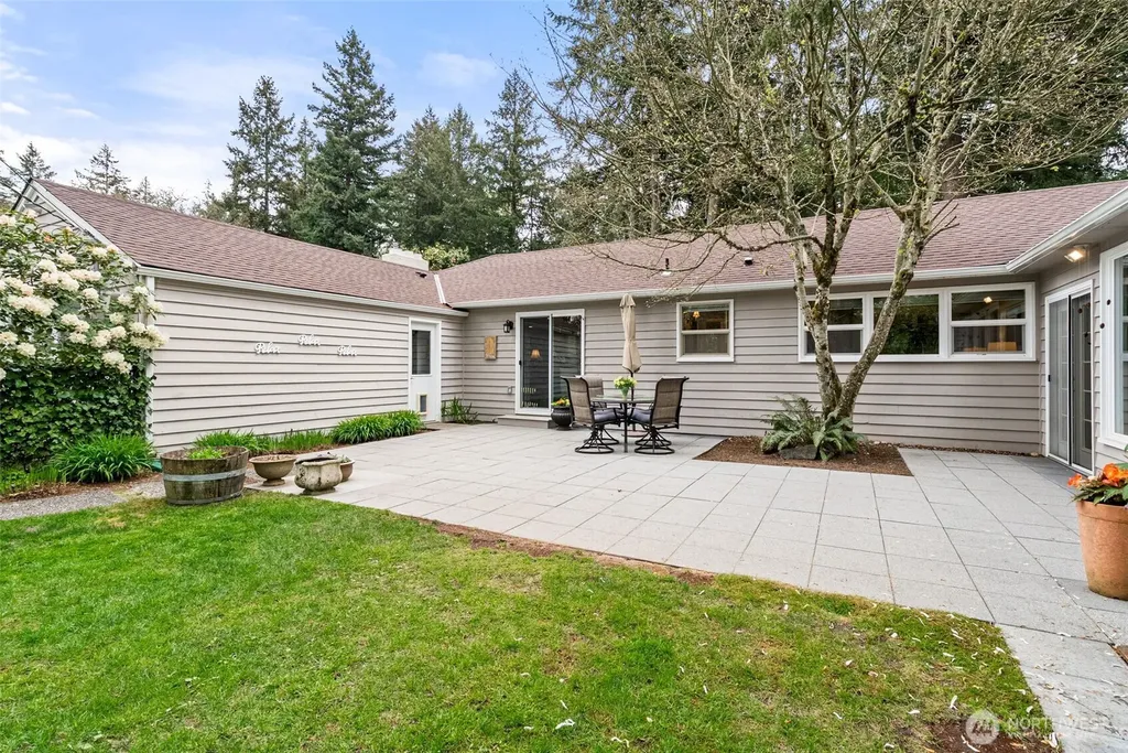 6612 Linwood Lane SW Lakewood WA 98499