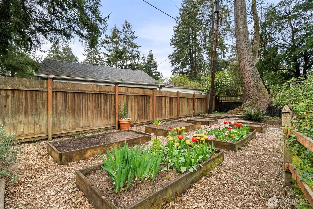 6612 Linwood Lane SW Lakewood WA 98499