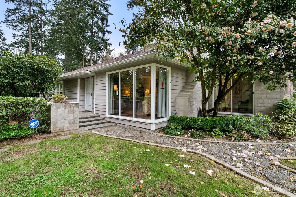 6612 Linwood Lane SW Lakewood WA 98499