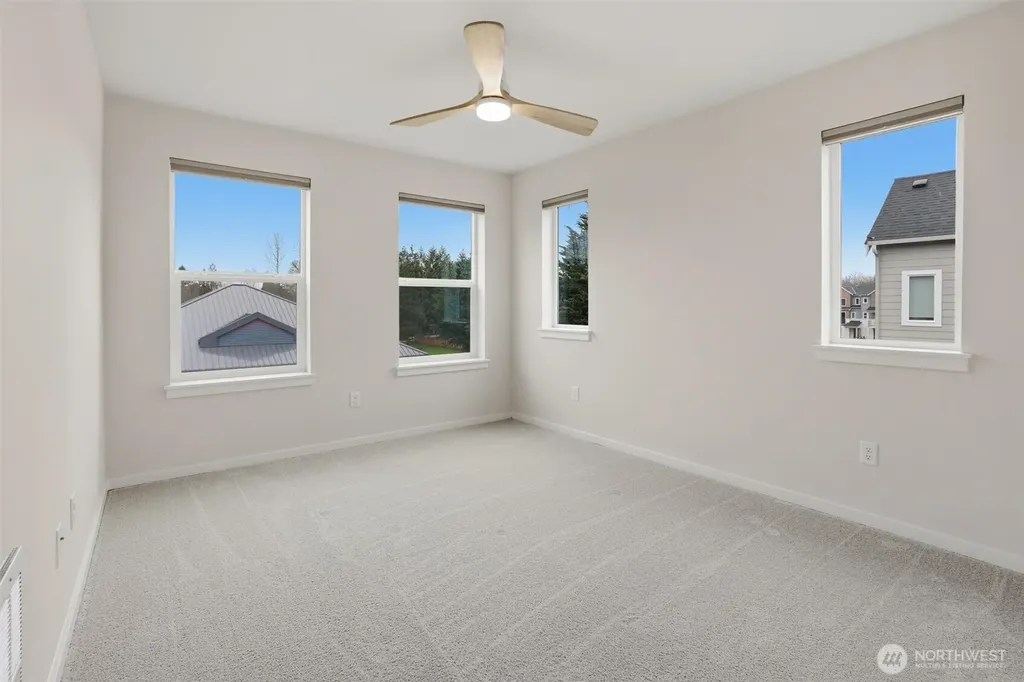 31828 Valley Vista Street Carnation WA 98014