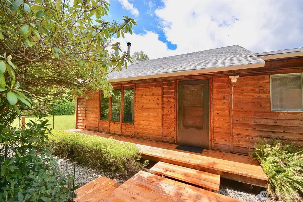 14812 Fox Hill Road SE Yelm WA 98597