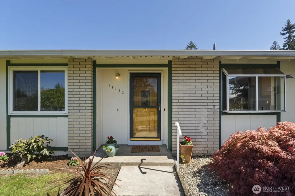 12733 SE 167th Street Renton WA 98058