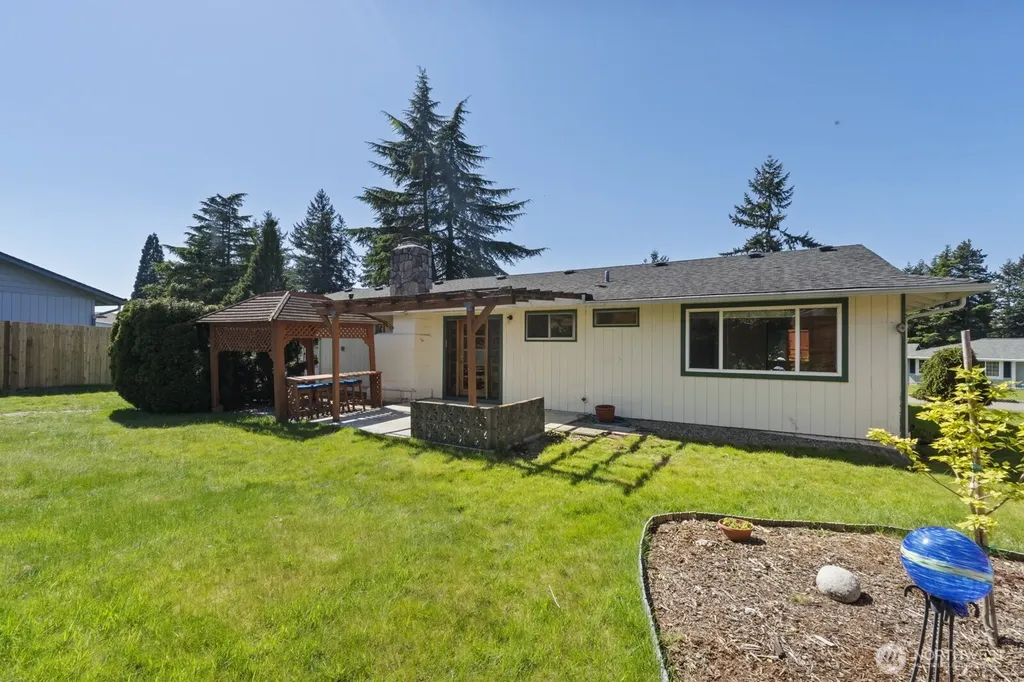 12733 SE 167th Street Renton WA 98058
